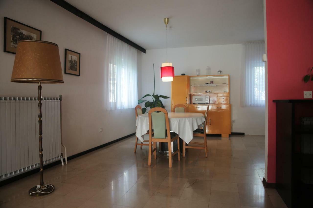 Apartment Rude ヴォディツェ エクステリア 写真